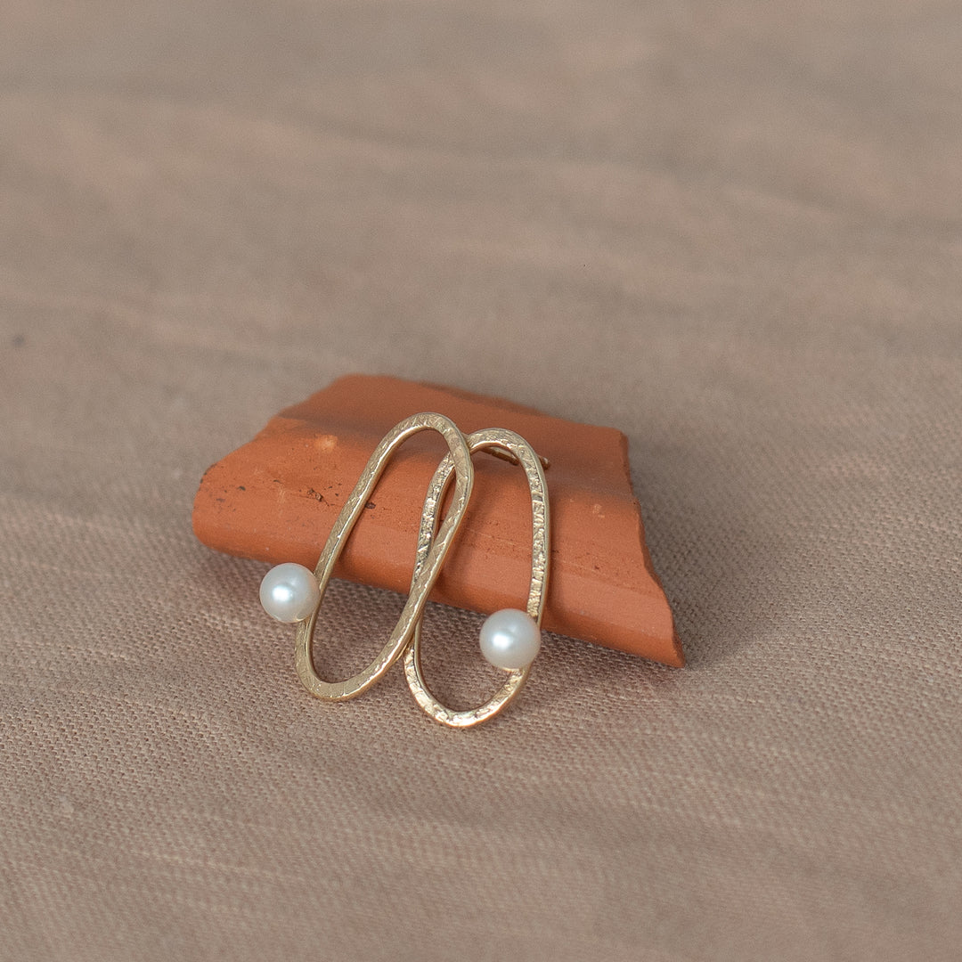 Modern Pearl Earring - 14k Yellow Gold and Akoya Pearl