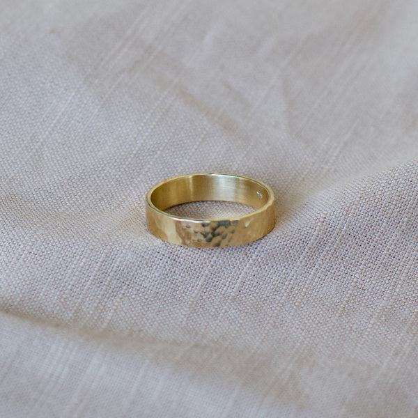 Hammered Texture Band - 5mm Wide