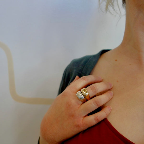 Weathered Signet Ring - Silver