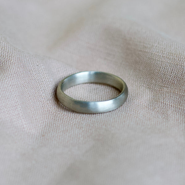 White Gold Matte Comfort Band - 5mm